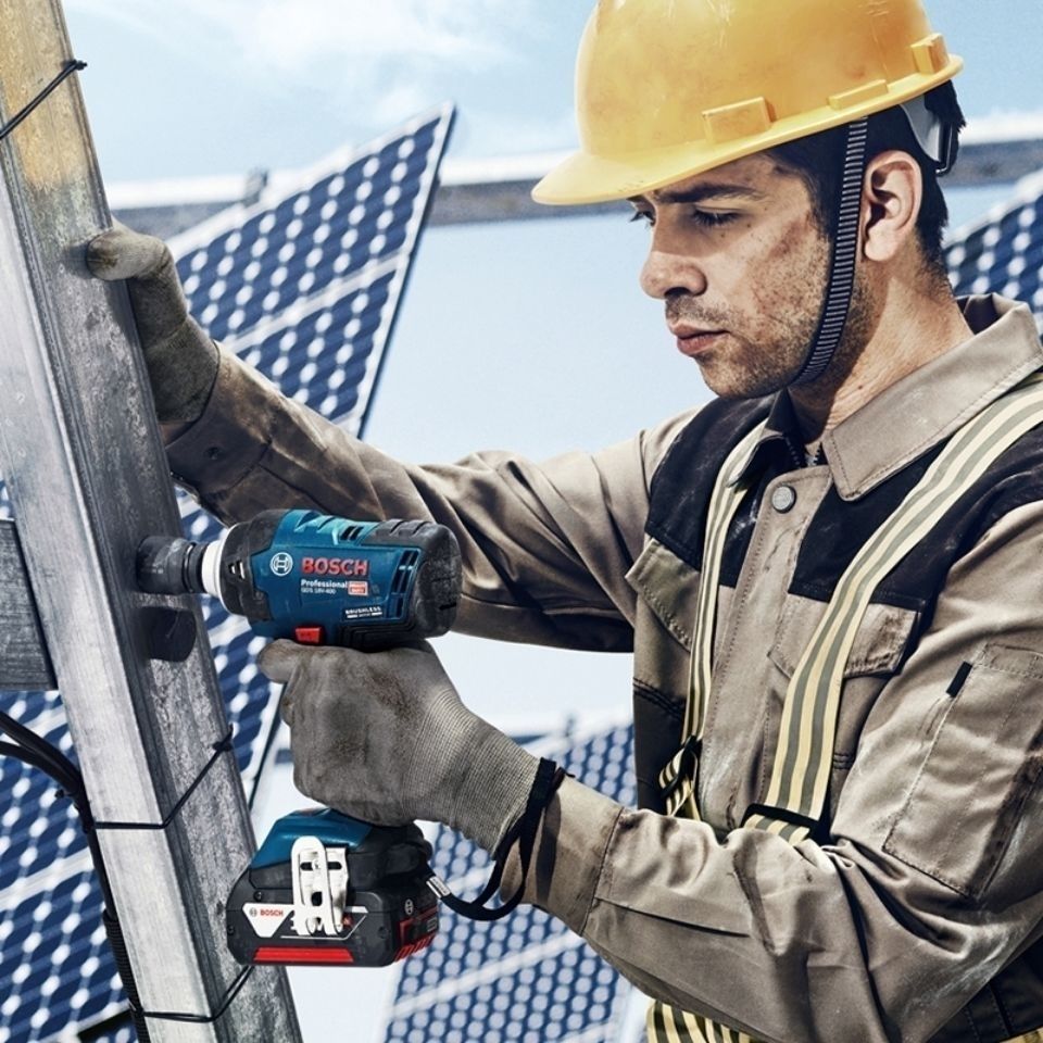 บ๊อช GDS 18V-400 ประแจกระแทกไร - Power Tools Professional บทวิจารณ์และราคา